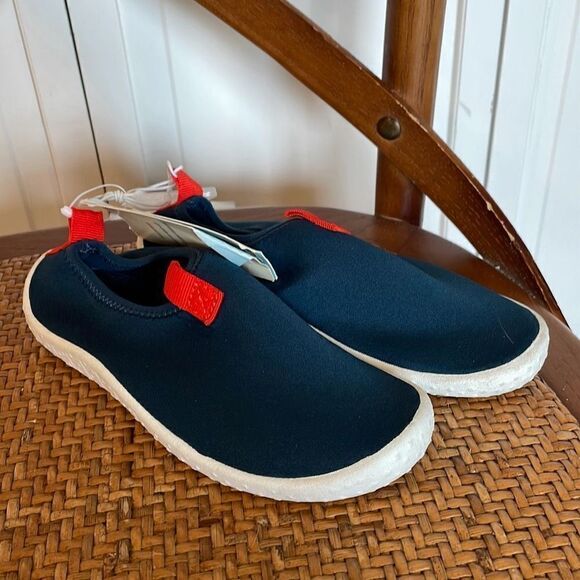 Boys size 11 water shoe bundle NWT - Picture 6 of 10